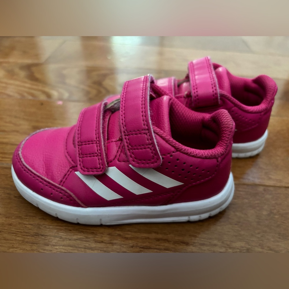 Toddler Girl Adidas Sneakers! Sz 6